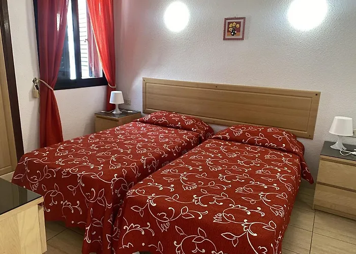 1 Bed 7b2, Victoria Court 1, Cristianos, Tenerife *