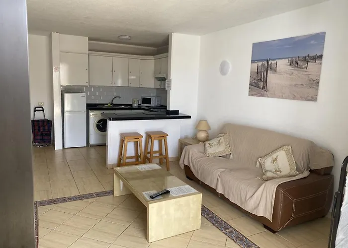 1 Bed 7b2, Victoria Court 1, Cristianos, Tenerife